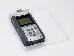 Zoom H4n Handy Recorder: Case open