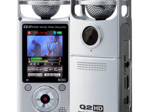 Zoom Q2HD Handy Video Recorder - front and rear view