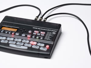 Zoom RT-223 RhythmTrak Drum Machine - Plugged In